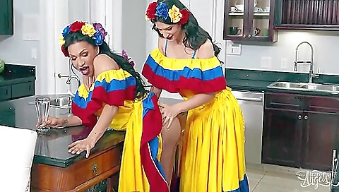 Zariah aura and jessy dubey have fun with their dicks